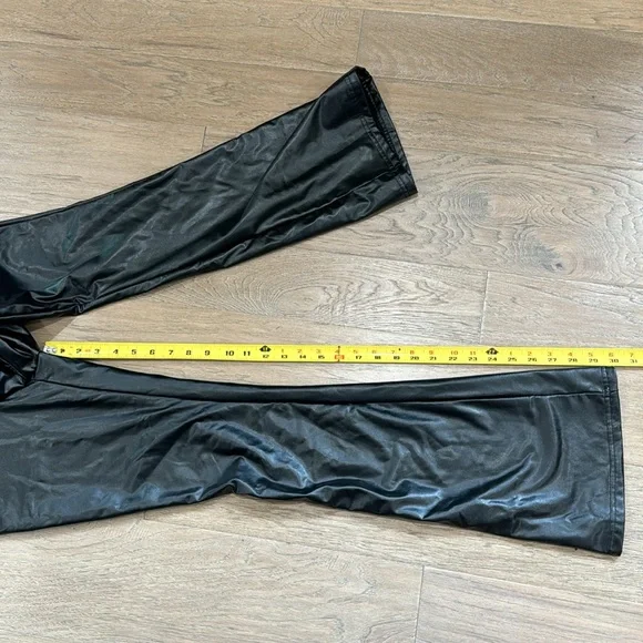 SHEIN Leather Look Slant Pocket Flare Leg Pants Size Small - Picture 8 of 8